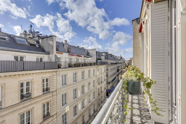 Sale Apartment Paris 8 4&nbsp;Rooms 106&nbsp;m²