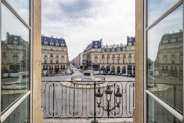 Vente Appartement Paris 2 5&nbsp;Pièces 209&nbsp;m²