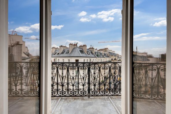 Sale Apartment Paris 9 2&nbsp;Rooms 30&nbsp;m²