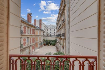 apartment 4 Rooms for sale on PARIS (75009) Sale Apartment Paris 9 4 Rooms 78.7 m²