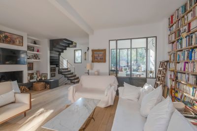 house 6 Rooms for sale on PARIS (75014) Sale House Paris 14 6 Rooms 187 m²