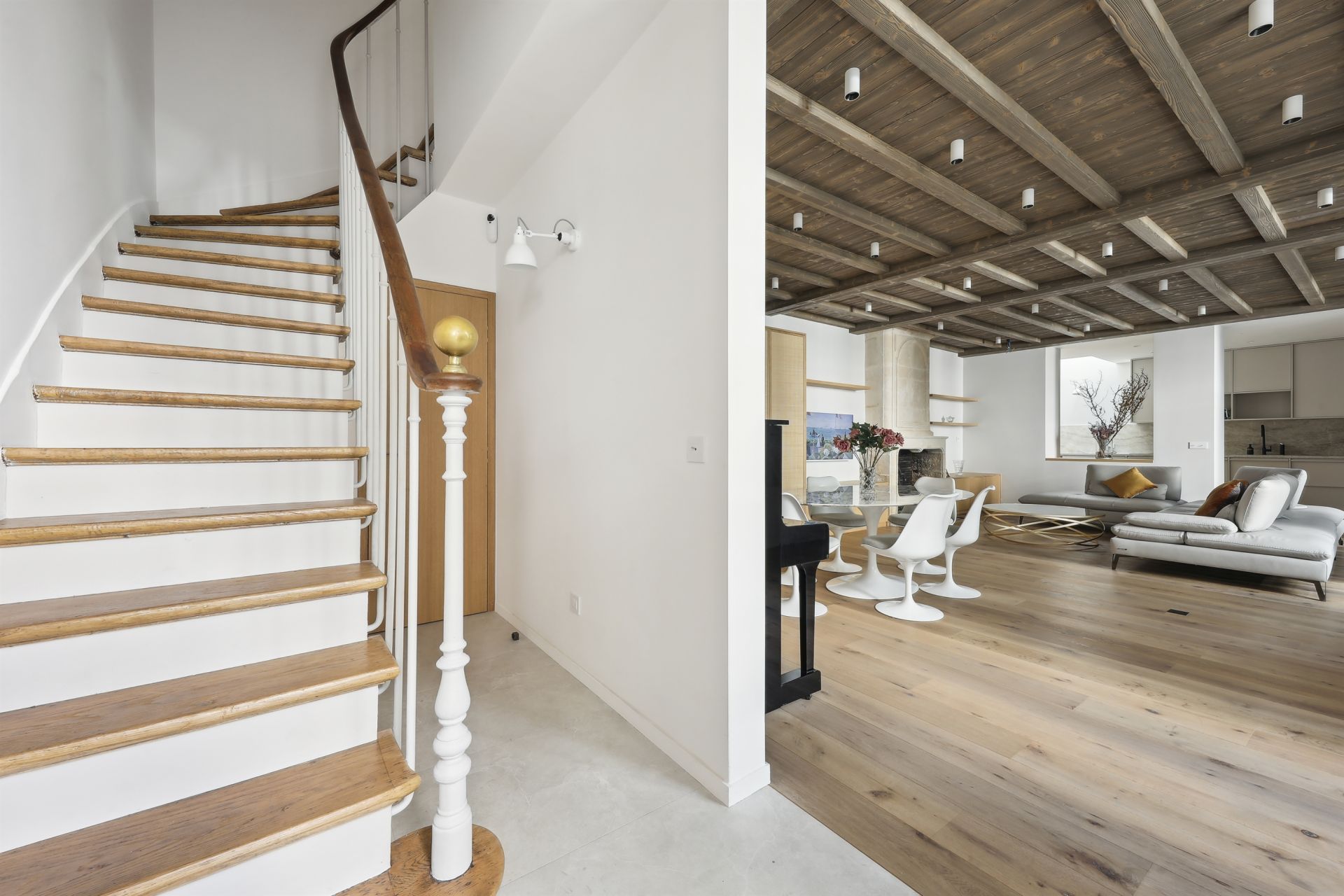 duplex 5 Rooms for sale on PARIS (75007)