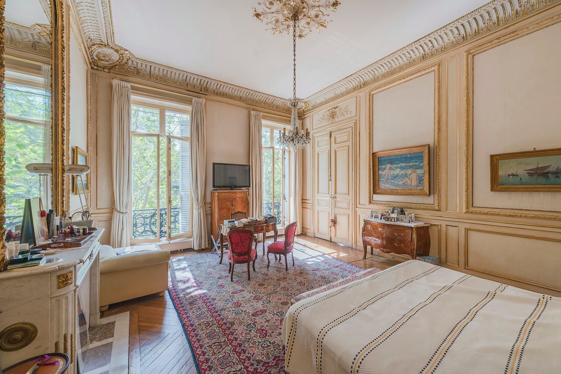 appartement 10 Pièces en vente sur PARIS (75008)