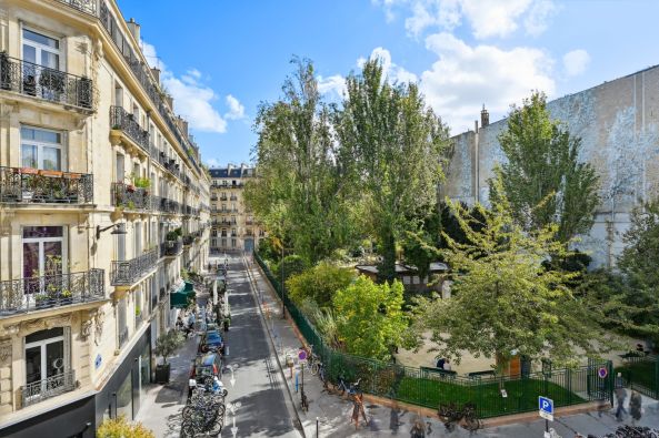 Vente Appartement Paris 7 3&nbsp;Pièces 80&nbsp;m²