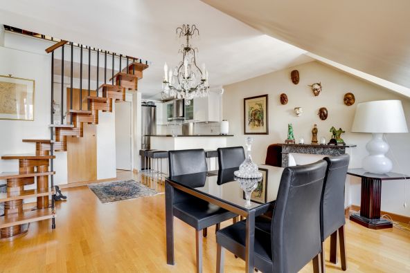 Sale Apartment Paris 8 3&nbsp;Rooms 73&nbsp;m²
