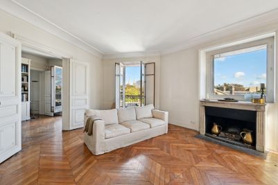 apartment 6 Rooms for sale on PARIS (75007) Sale Apartment Paris 7 6 Rooms 251 m²