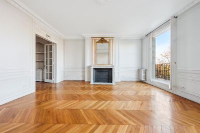 Vente Appartement Paris 7 5&nbsp;Pièces 140.37&nbsp;m²