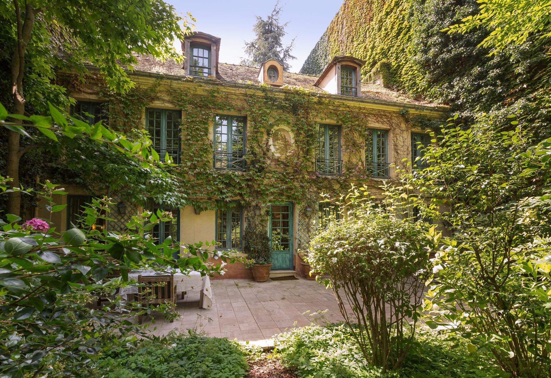 maison 13 Pièces en vente sur PARIS (75007)