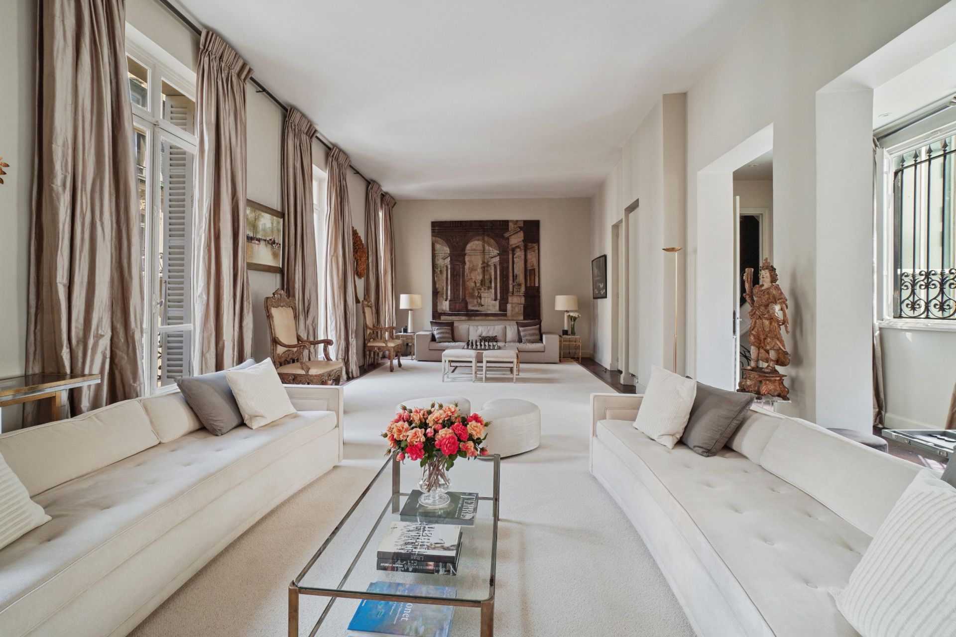house 8 Rooms for rent on Paris (75016)