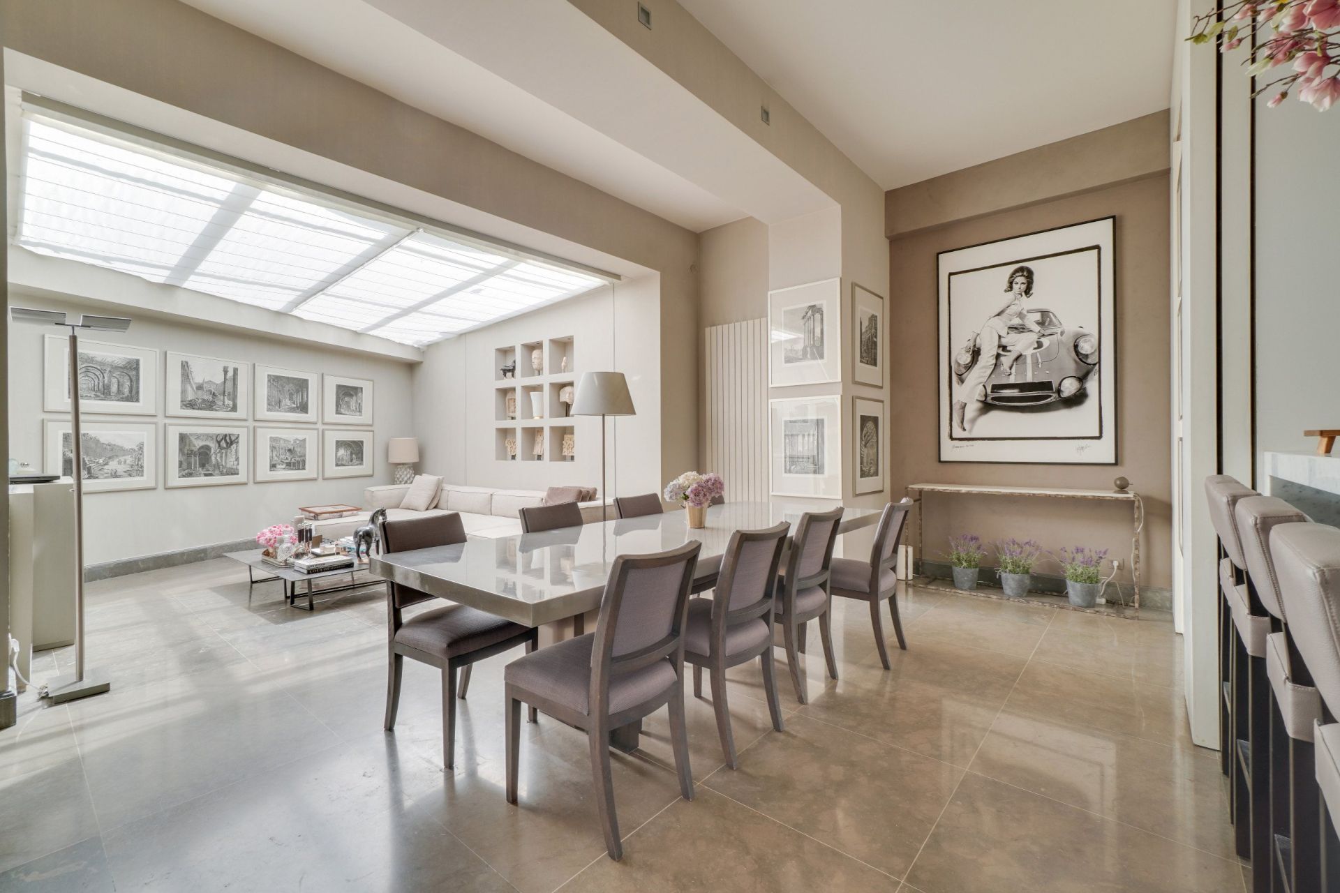 house 8 Rooms for rent on Paris (75016)