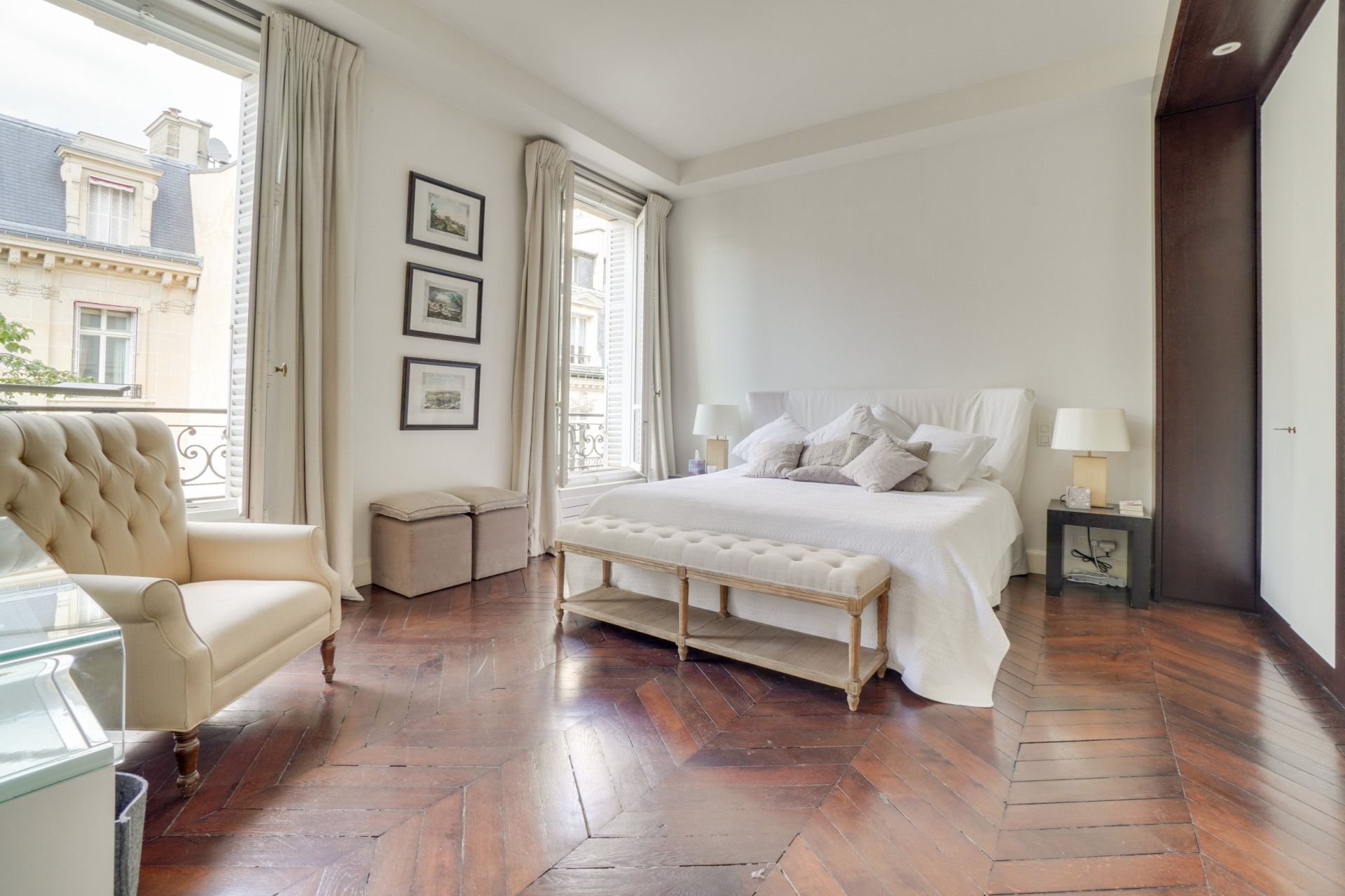 house 8 Rooms for rent on Paris (75016)