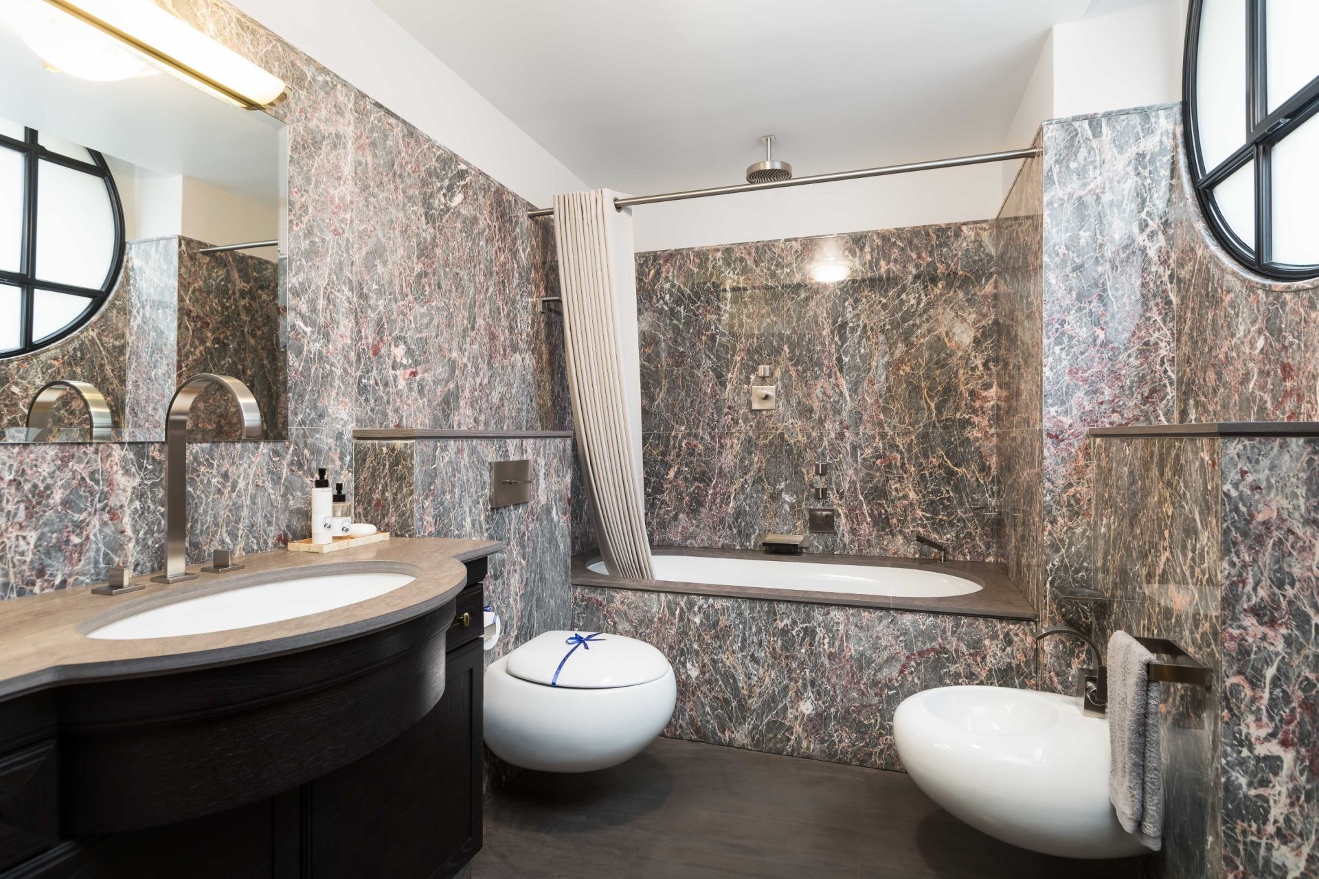 appartement 7 Pièces en vente sur PARIS (75016)