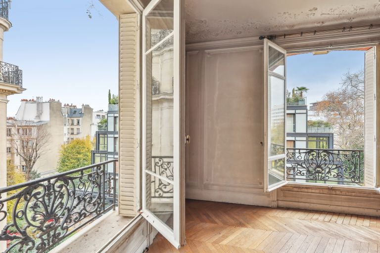 apartment 4 Rooms for sale on PARIS (75006)