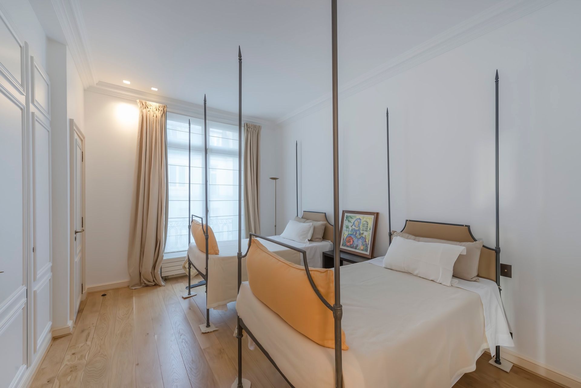 appartement 7 Pièces en vente sur PARIS (75007)