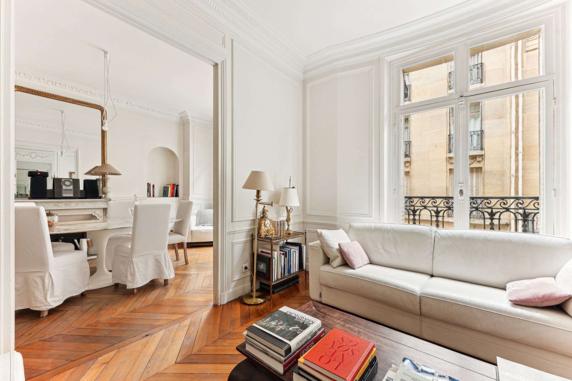 apartment 4 Rooms for sale on PARIS (75015)