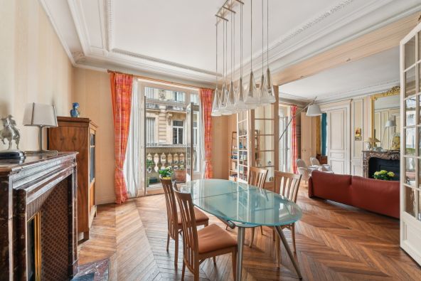 Sale Apartment Paris 7 5 Rooms 138 m²