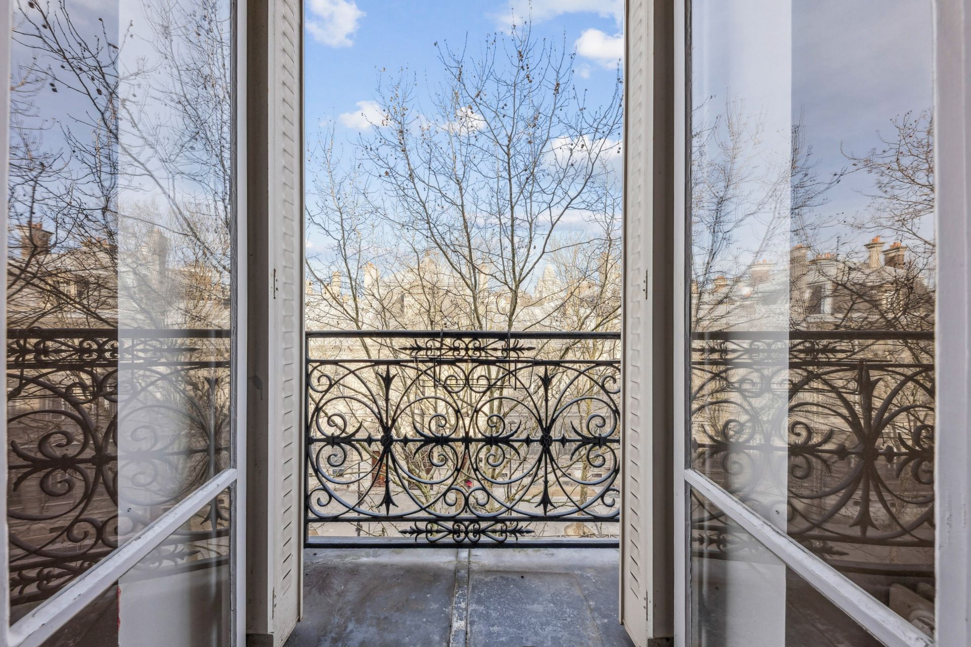 apartment 6 Rooms for sale on PARIS (75009)
