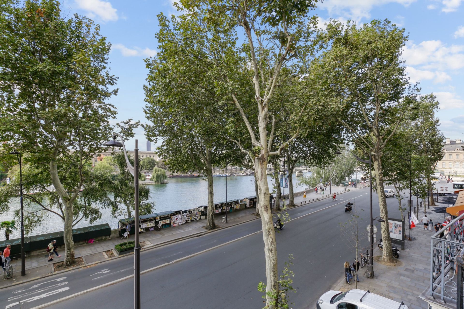 apartment 2 Rooms for sale on PARIS (75001)