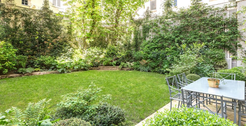 apartment 5 Rooms for sale on PARIS (75006)