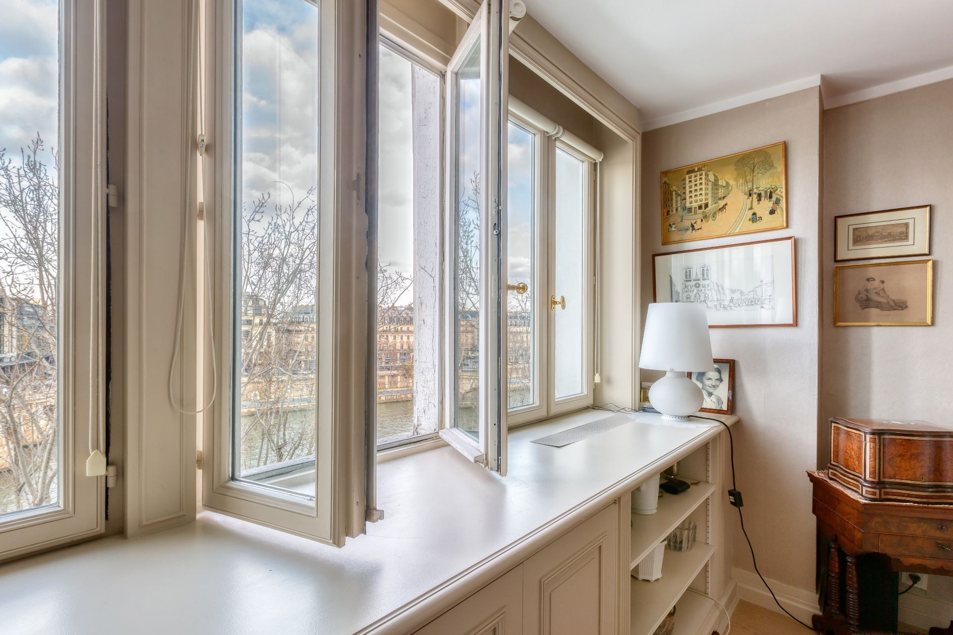 apartment 3 Rooms for sale on PARIS (75001)