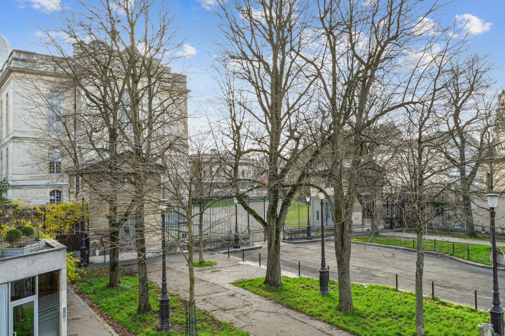 apartment 7 Rooms for sale on PARIS (75014)