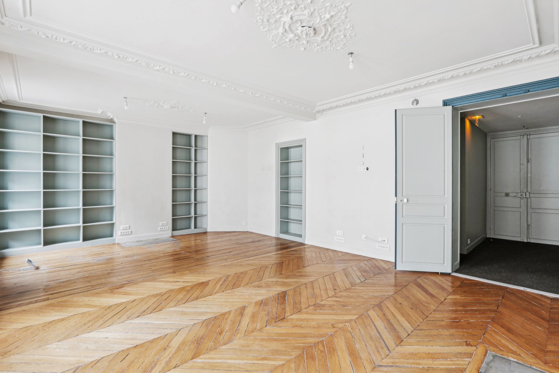 apartment 5 Rooms for sale on PARIS (75006)