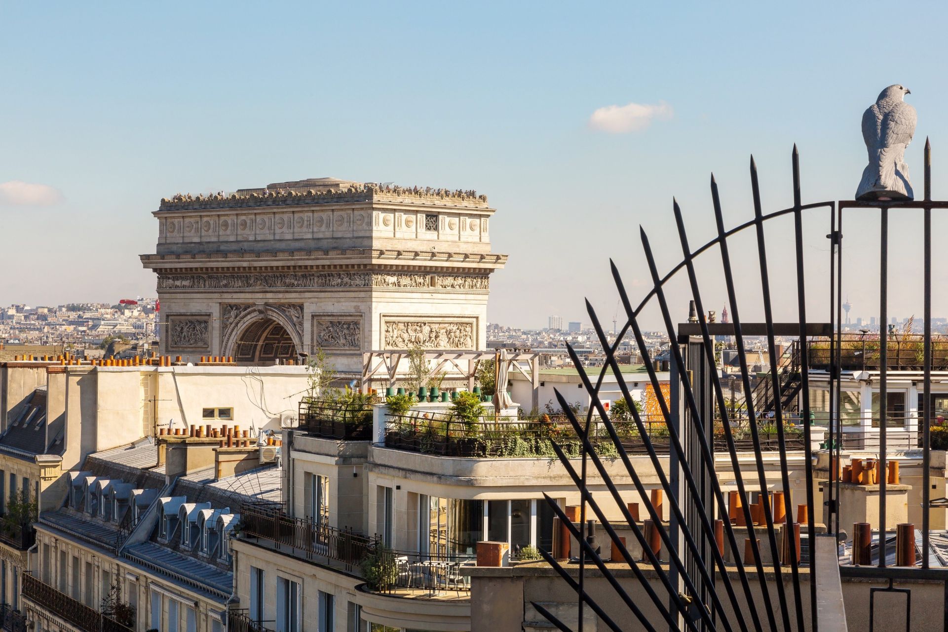 appartement 12 Pièces en vente sur PARIS (75016)