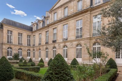 Vente Appartement Paris 3 5&nbsp;Pièces 186&nbsp;m²