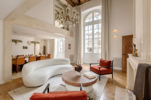 Vente Appartement Paris 3 5 Pièces 186 m²