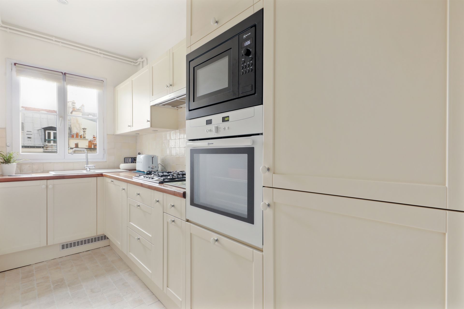 apartment 3 Rooms for sale on PARIS (75007)