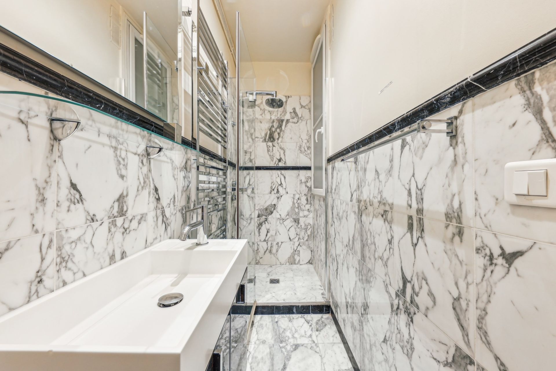 apartment 5 Rooms for sale on PARIS (75006)