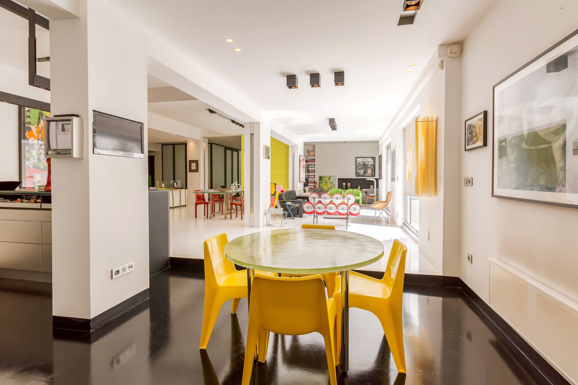 apartment 6 Rooms for sale on PARIS (75003)