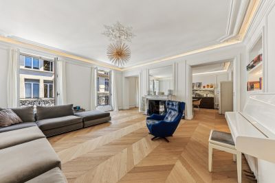 Vente Appartement Paris 9 6&nbsp;Pièces 180.45&nbsp;m²
