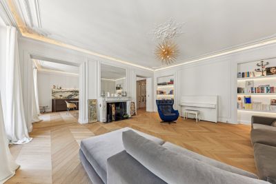 apartment 6 Rooms for sale on PARIS (75009) Sale Apartment Paris 9 6 Rooms 180.45 m²