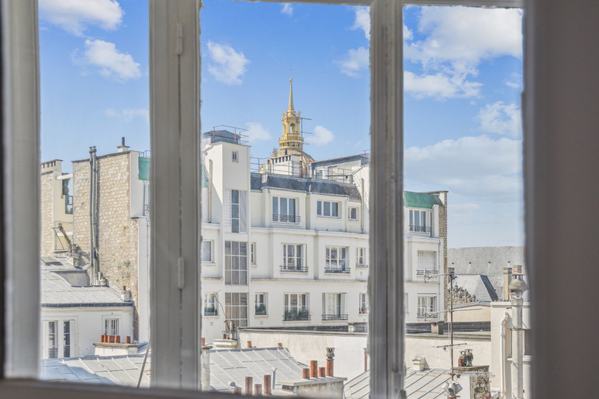 apartment 6 Rooms for sale on PARIS (75007)