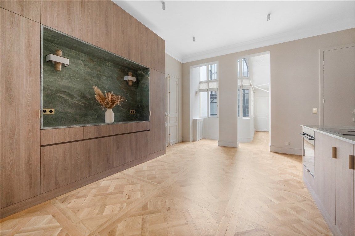 appartement 4 Pièces en vente sur PARIS (75007)