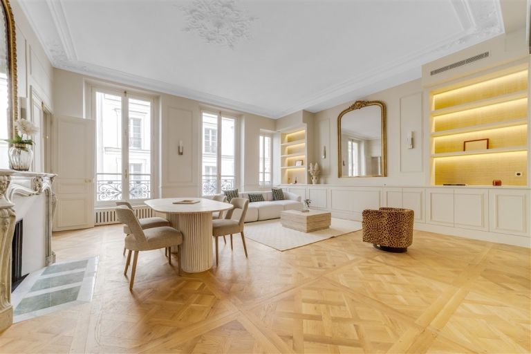 appartement 4 Pièces en vente sur PARIS (75007)