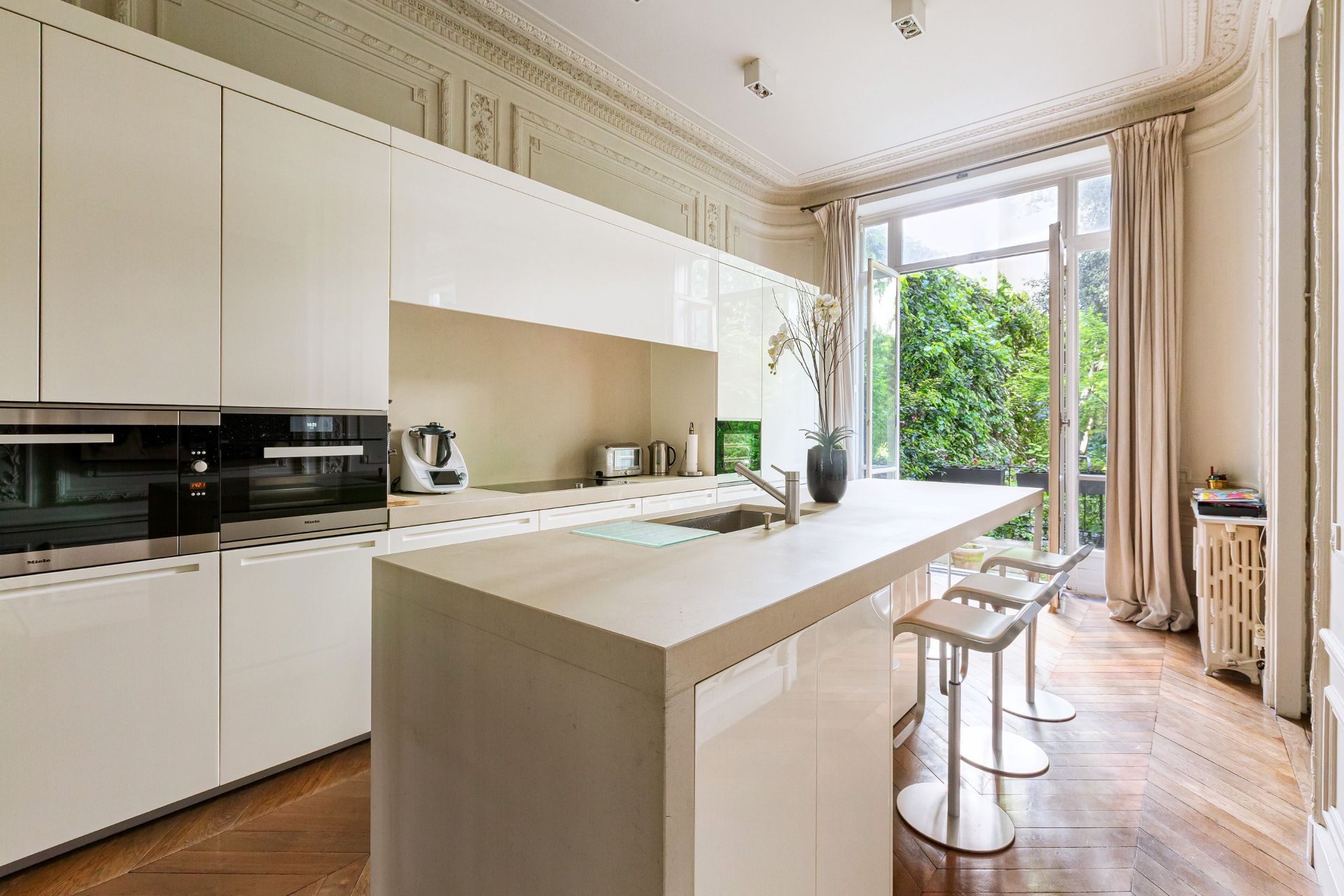 appartement 7 Pièces en vente sur PARIS (75008)