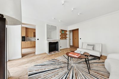 apartment 5 Rooms for sale on PARIS (75007) Sale Apartment Paris 7 5 Rooms 95 m²