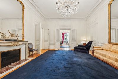 apartment 7 Rooms for sale on PARIS (75008) Sale Apartment Paris 8 7 Rooms 189 m²