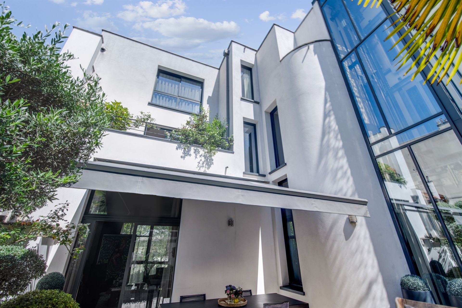 mansion (hôtel particulier) 9 Rooms for sale on VANVES (92170)