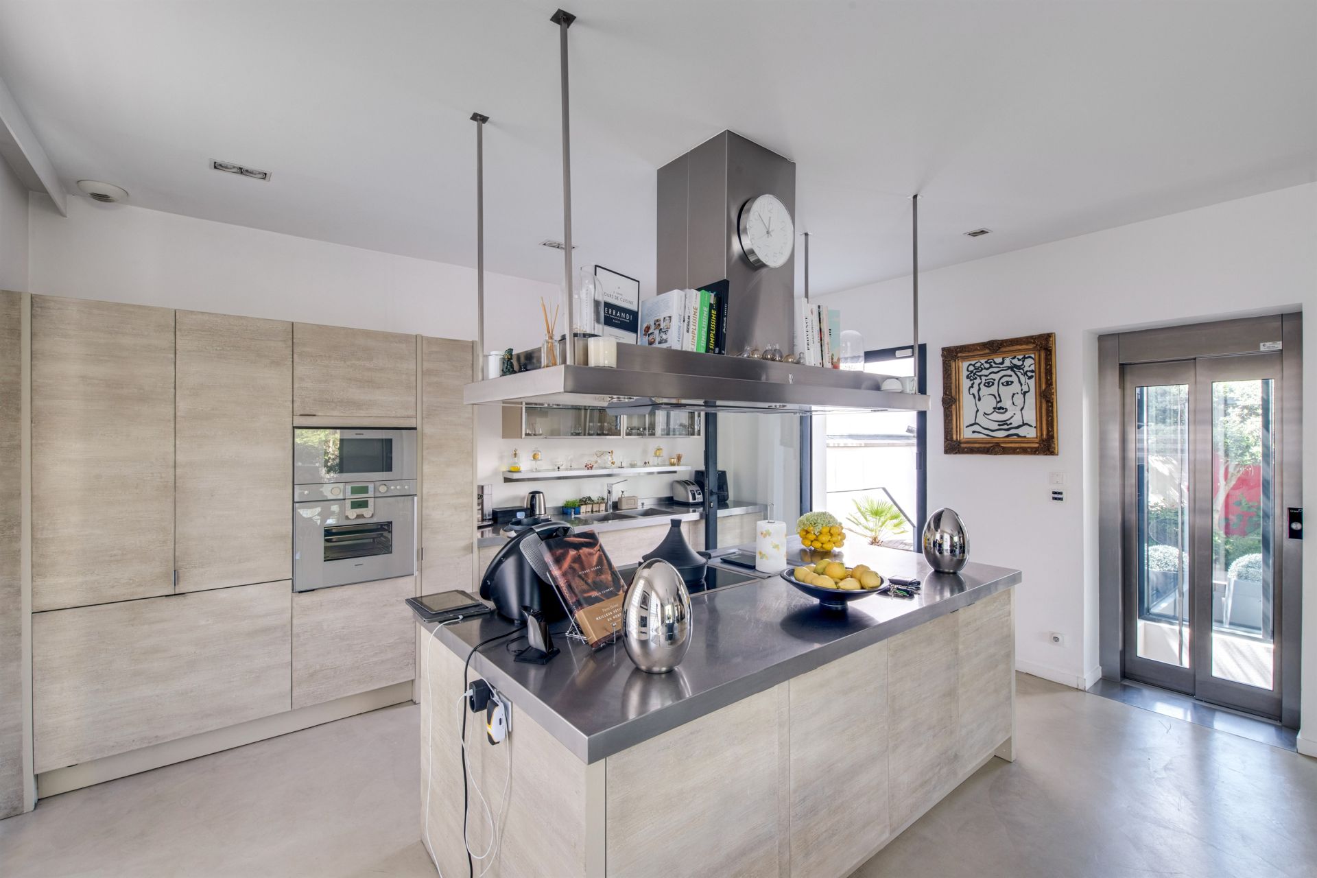 hôtel particulier 9 Pièces en vente sur VANVES (92170)
