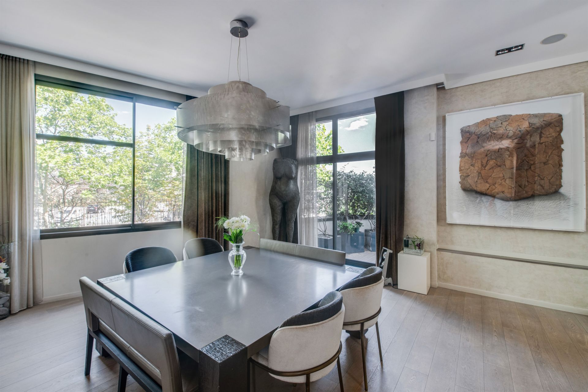 hôtel particulier 9 Pièces en vente sur VANVES (92170)
