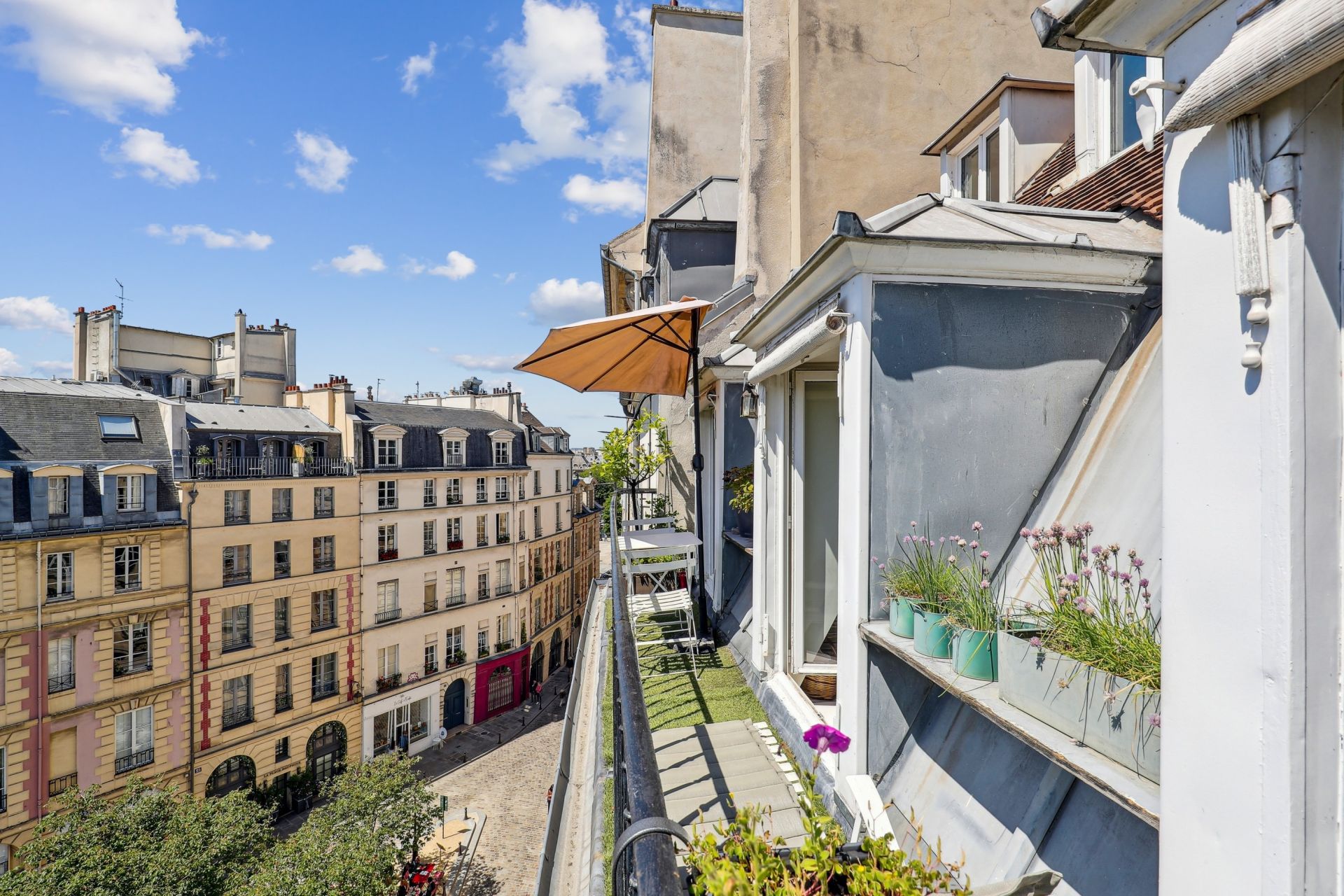 apartment 4 Rooms for sale on PARIS (75001)