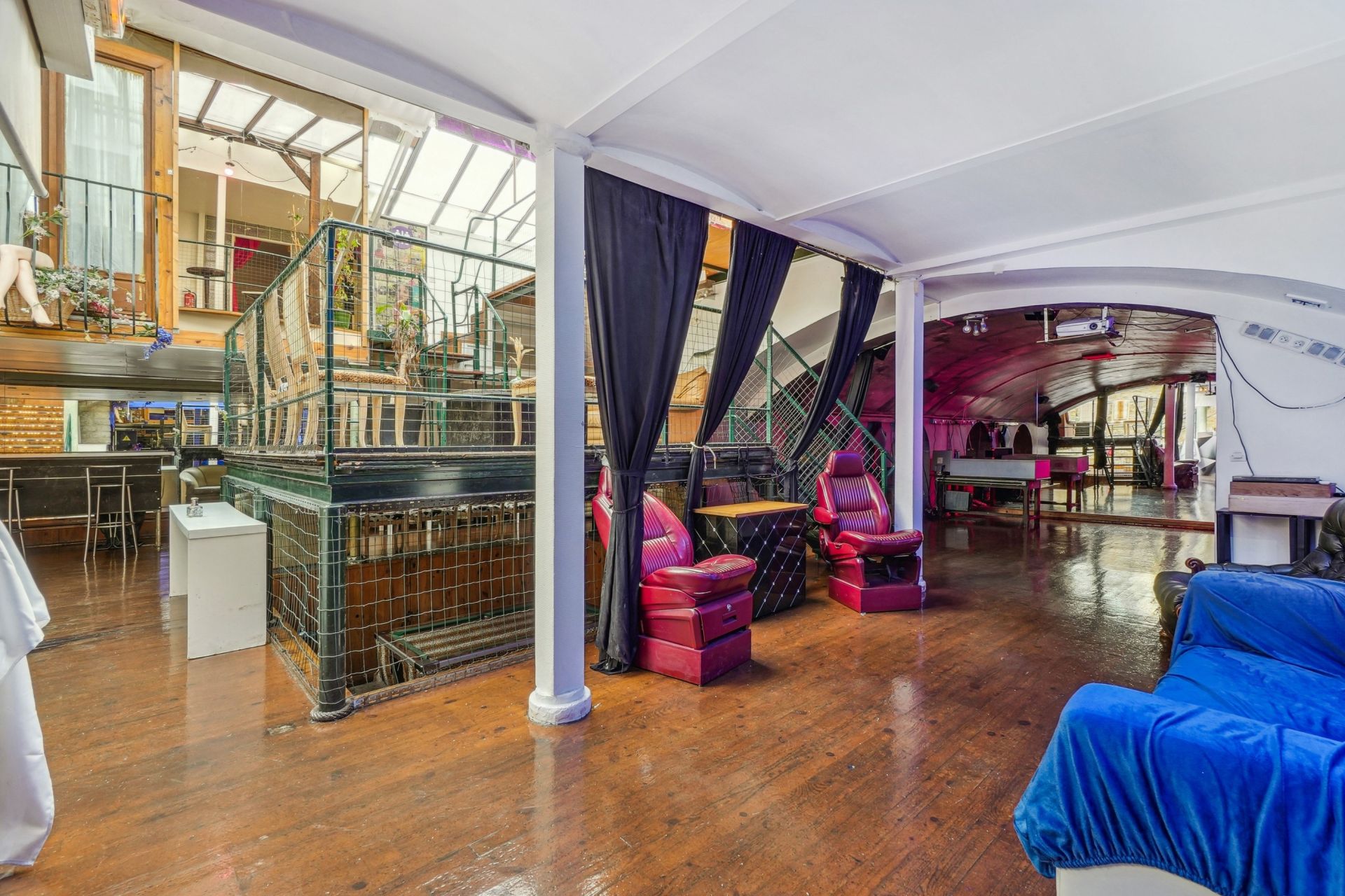 loft 5 Pièces en vente sur PARIS (75011)