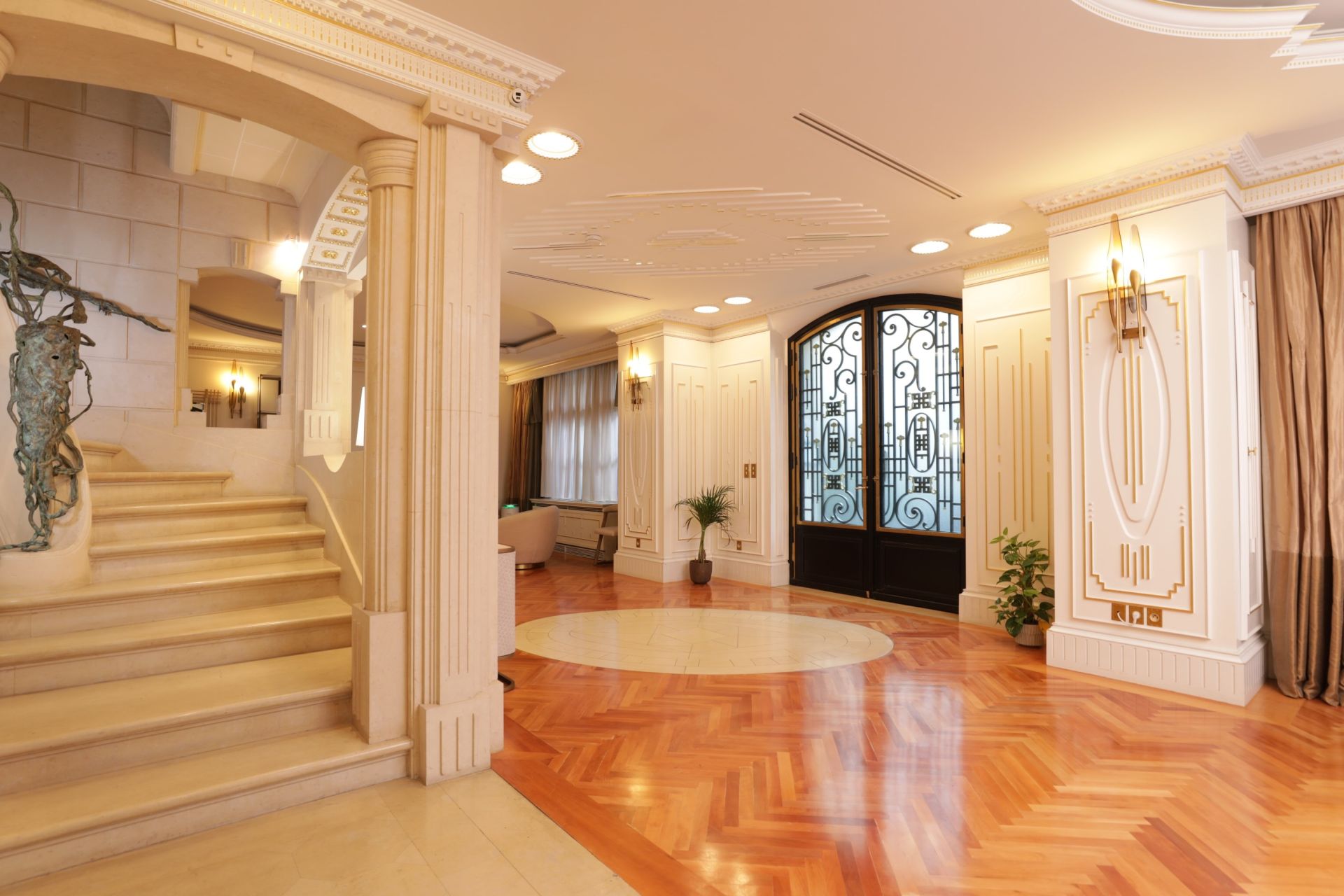 hôtel particulier 10 Pièces en vente sur PARIS (75016)