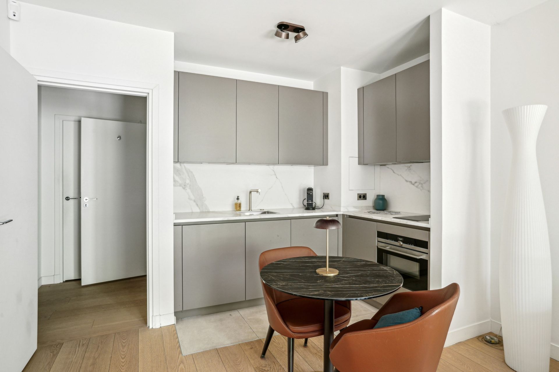 apartment 2 Rooms for sale on PARIS (75007)