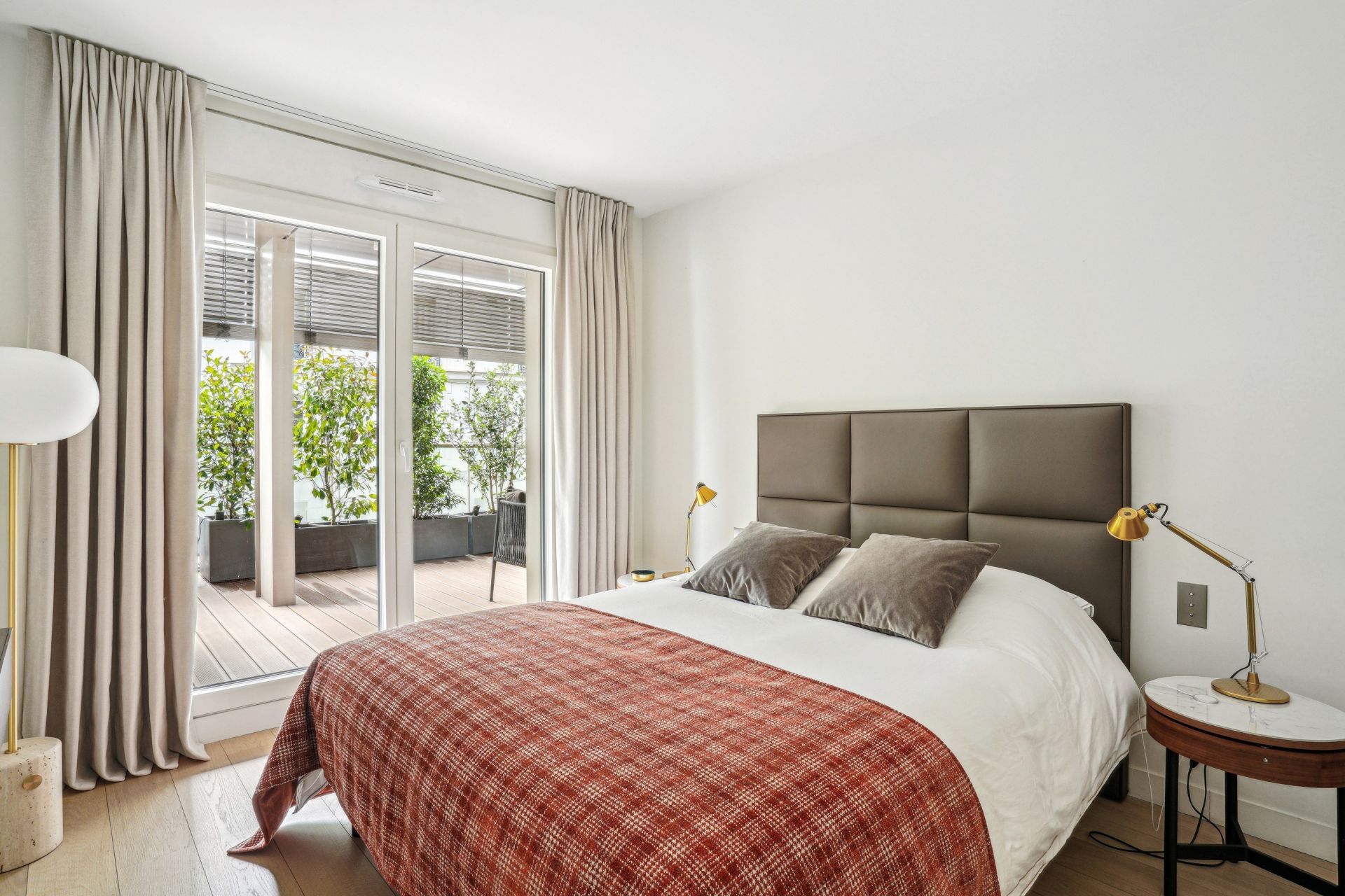 apartment 2 Rooms for sale on PARIS (75007)