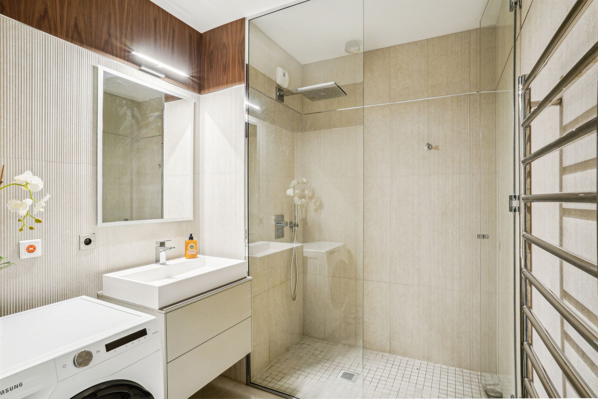 apartment 2 Rooms for sale on PARIS (75007)