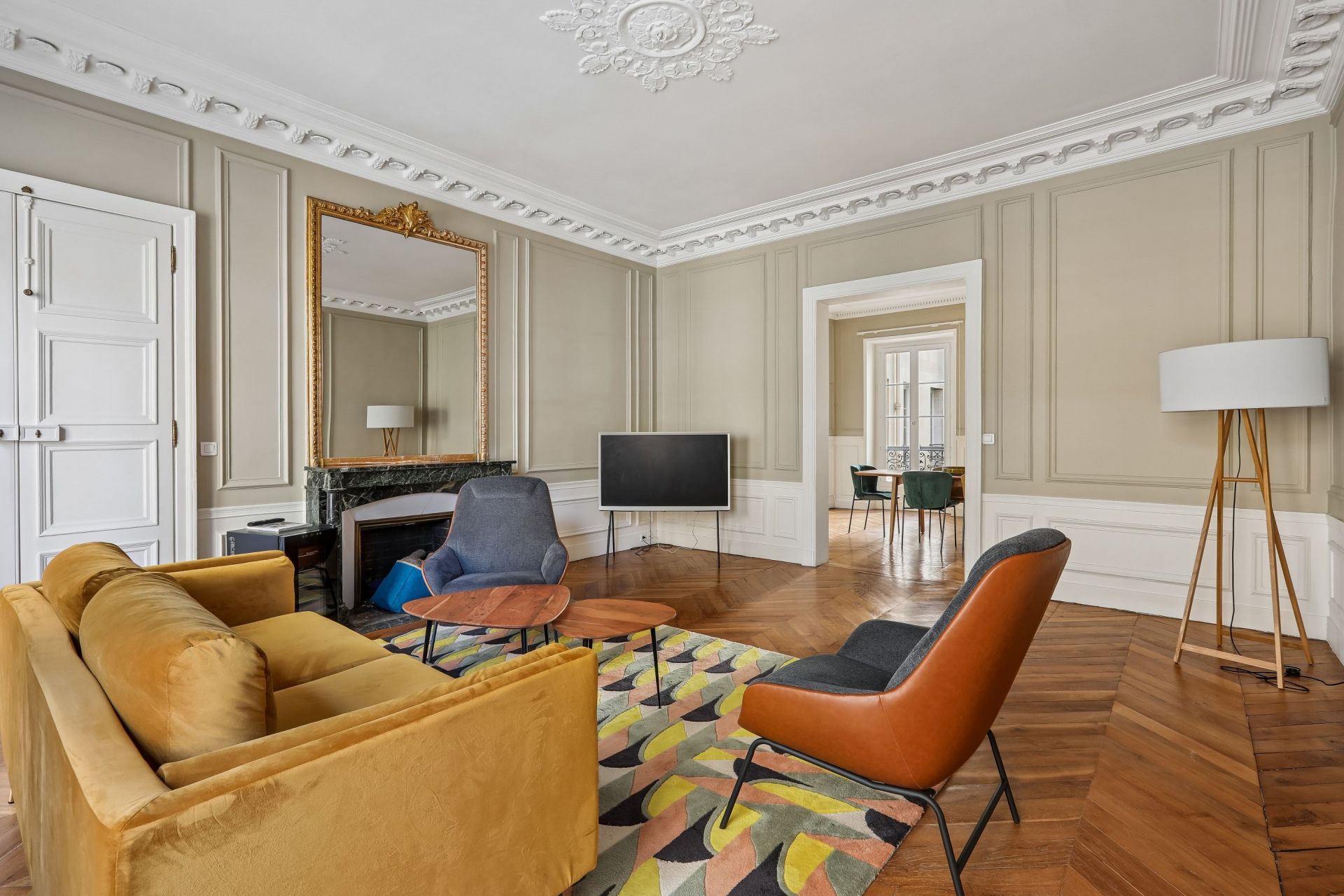 apartment 6 Rooms for sale on PARIS (75008)